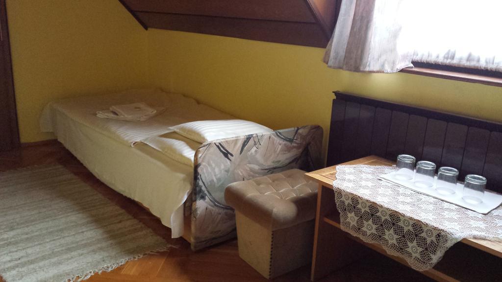 Bed & Breakfast Kocsis Panzio Es Etterem